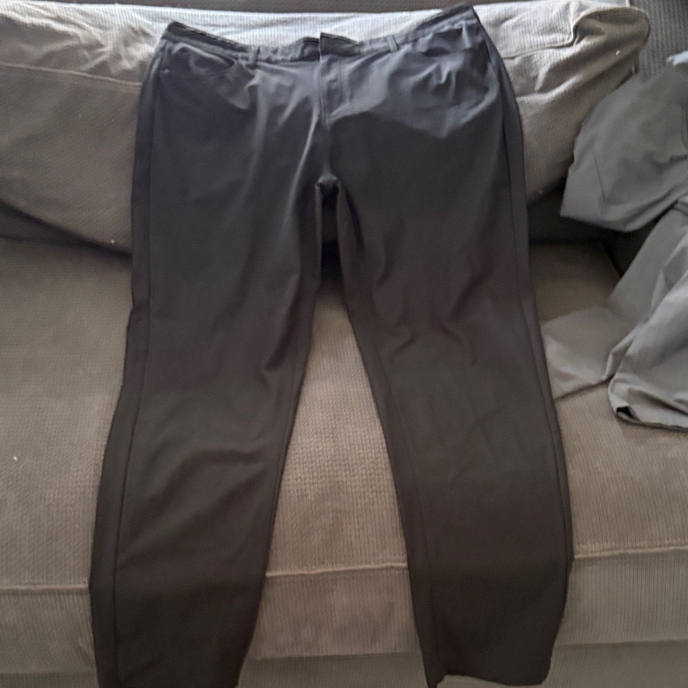 Fabletics Men's “The Don” pants